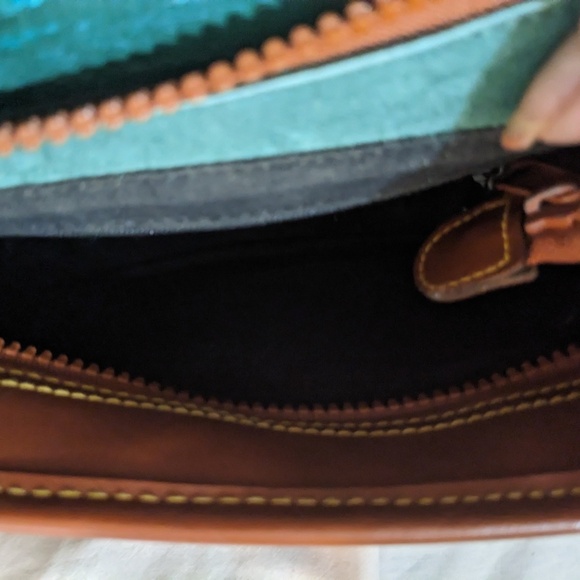 Dooney & Bourke Green/Tan Leather Shoulder Bag & Wallet Please Read Description - Picture 6 of 16